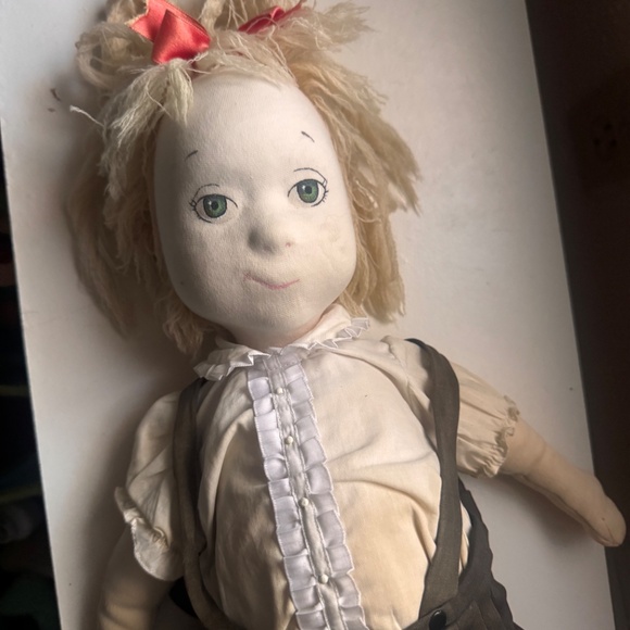 Vintage Madame Alexander Eloise 18" Yarn Hair Cloth Doll Vintage Collectible - Picture 1 of 9